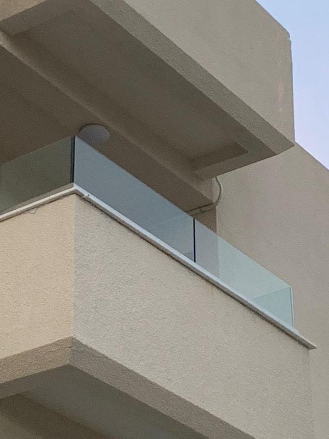 Tony'S Boutique Apartment 拉纳卡 外观 照片