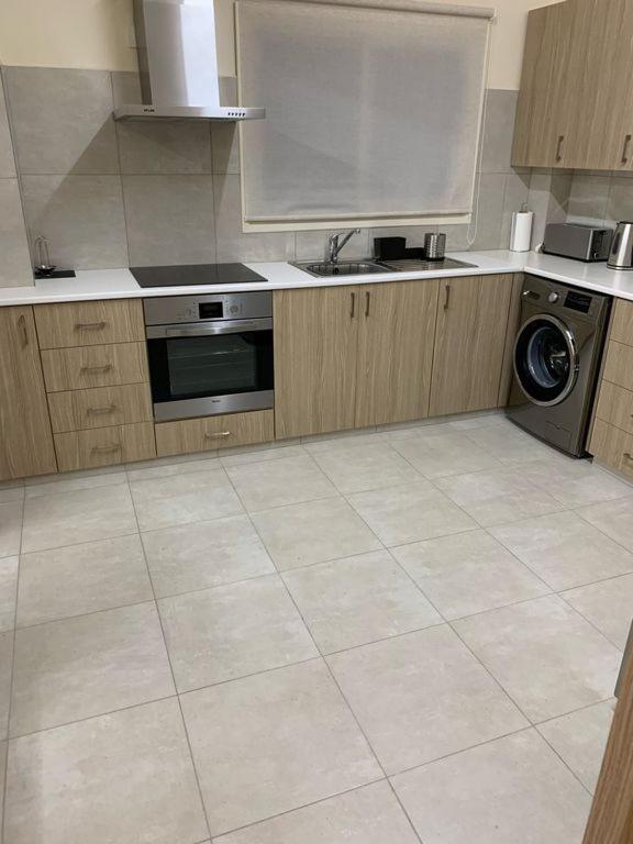 Tony'S Boutique Apartment 拉纳卡 外观 照片